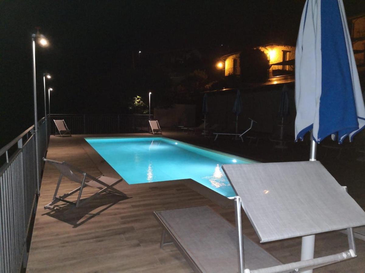 Da Fabiana Bed & Breakfast Bossolasco Exterior foto