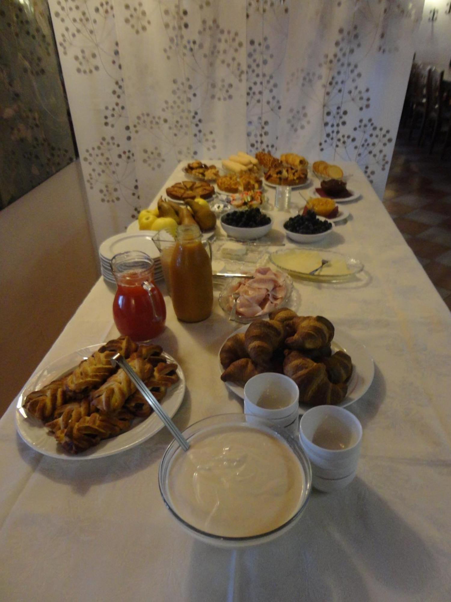 Da Fabiana Bed & Breakfast Bossolasco Exterior foto