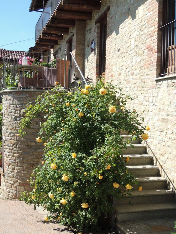 Da Fabiana Bed & Breakfast Bossolasco Exterior foto