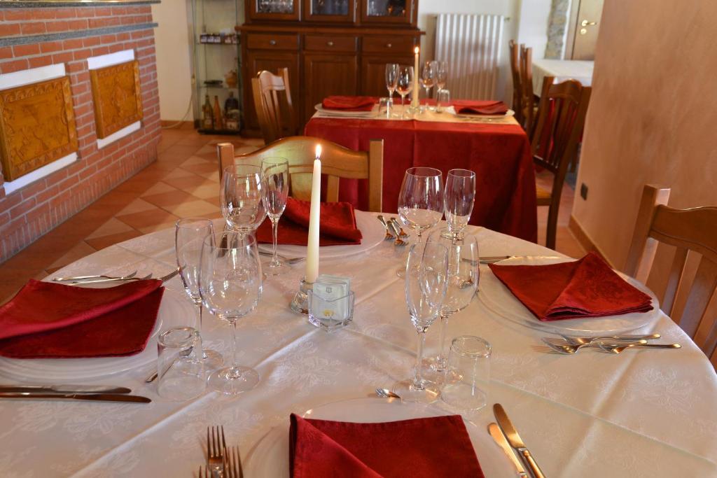 Da Fabiana Bed & Breakfast Bossolasco Exterior foto
